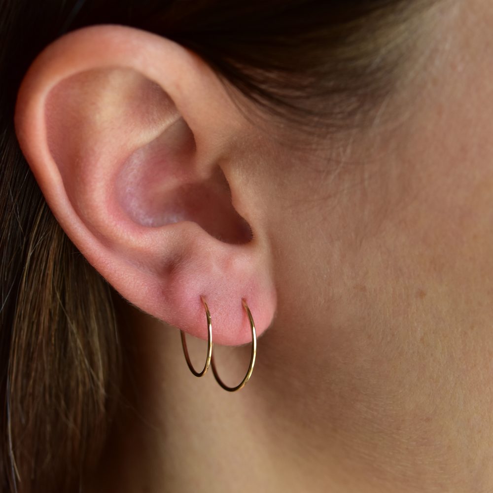 Thin Gold Hoops Small Alveare