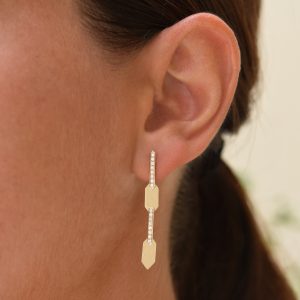 echo medium earrings white diamonds gold alveare jewelry