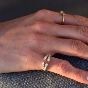 venice ring white diamonds gold alveare jewelry